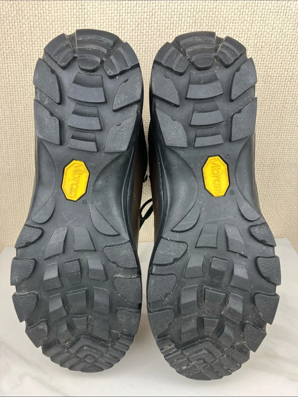 LL Bean GTX Leather Mid Hiking Boots FLAW